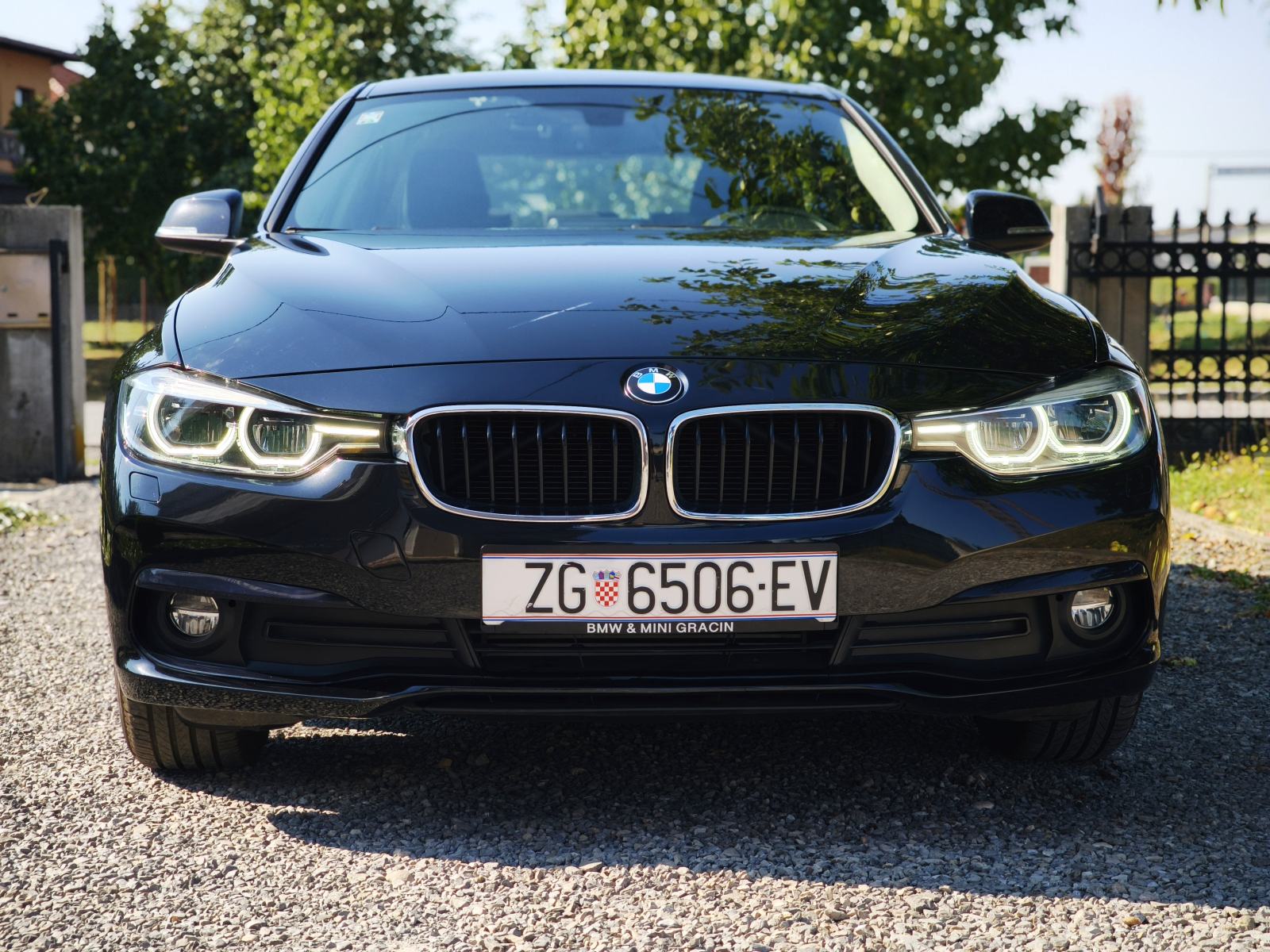 BMW serija 3 318d automatik, fotografija 2