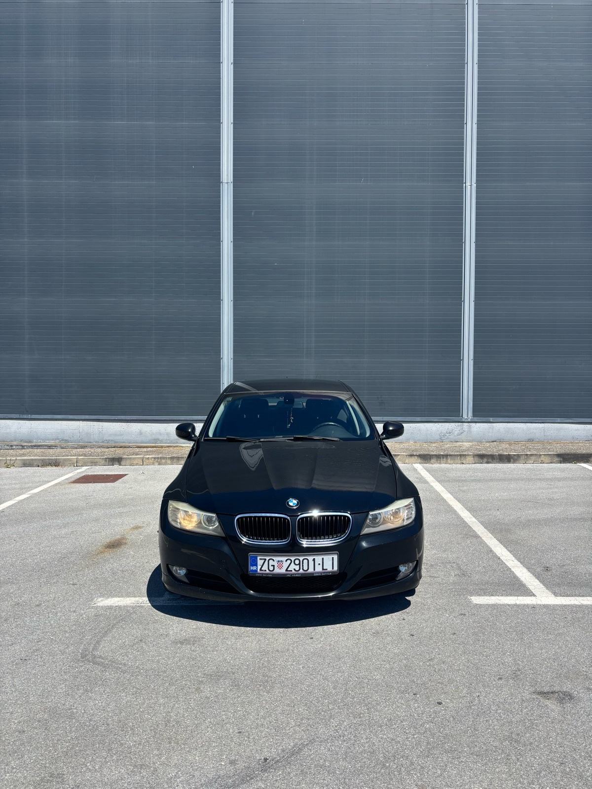 BMW serija 3 318d automatik, fotografija 2