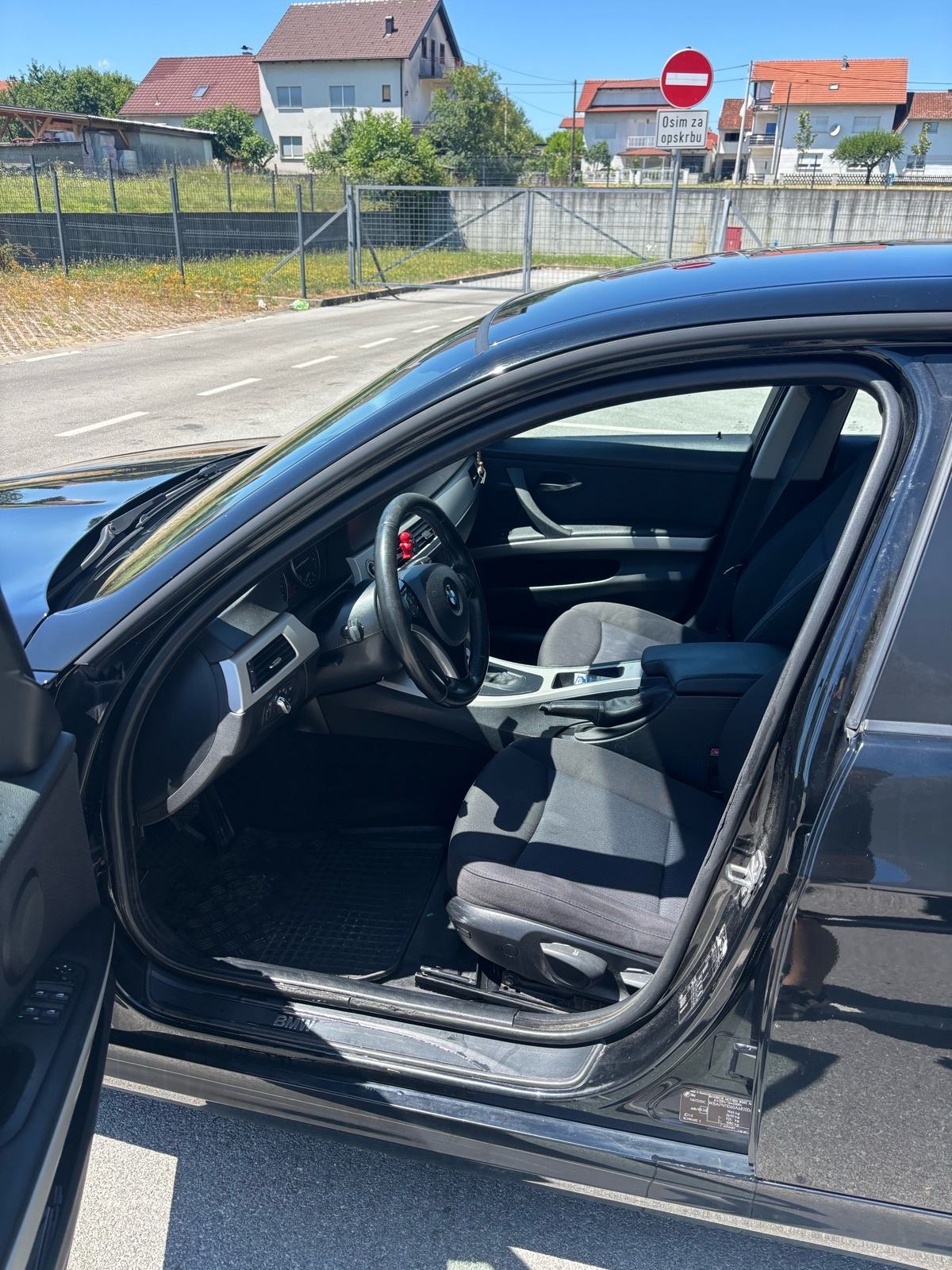 BMW serija 3 318d automatik, fotografija 4