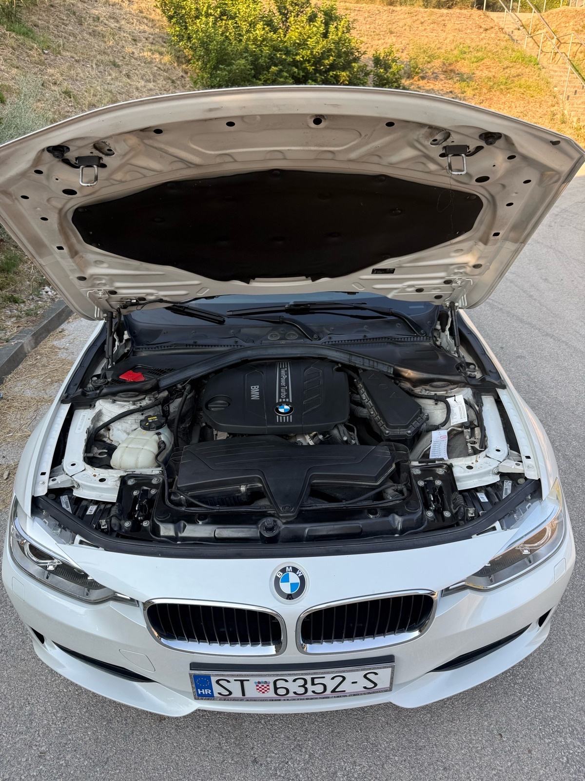 BMW serija 3 318d automatik, fotografija 17