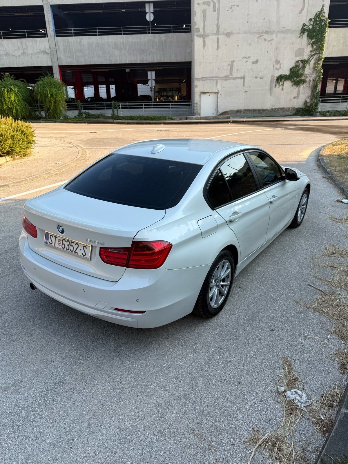BMW serija 3 318d automatik, pogled izvana - slika 5