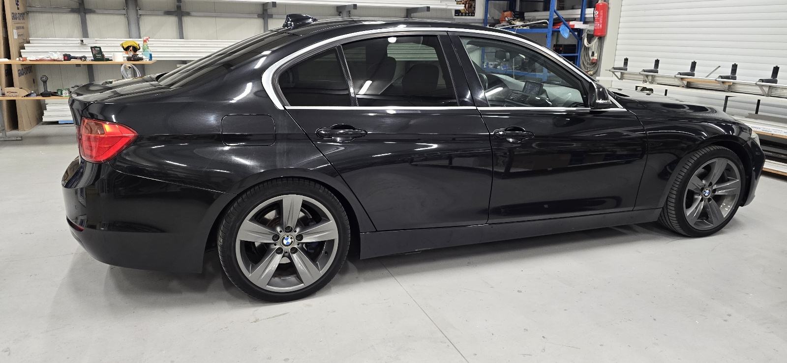 BMW serija 3, fotografija 3