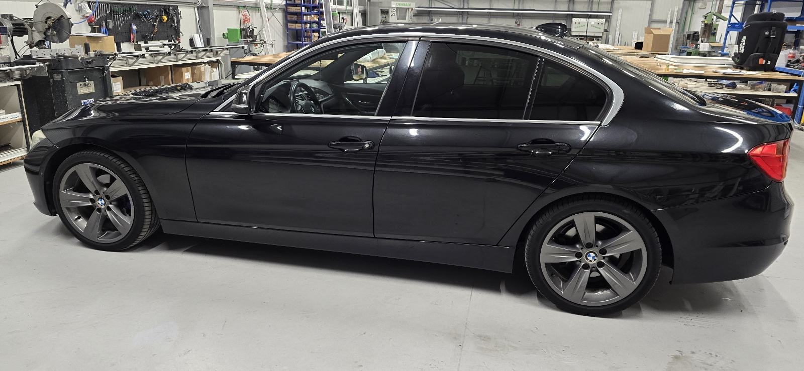 BMW serija 3, fotografija 9