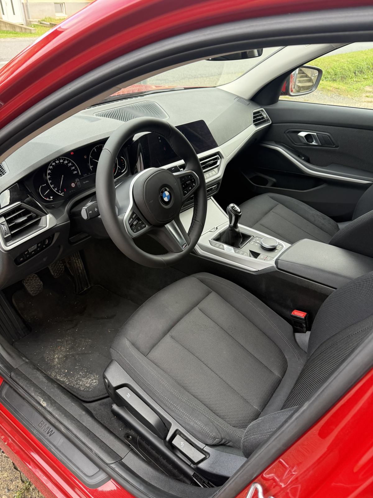 BMW serija 3 318d G20, fotografija 8