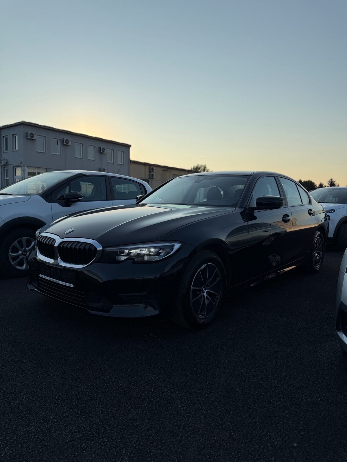 BMW serija 3 318d|Jamstvo 12 mj.|Leasing|Dig. Cocpit|Navi|Led|Alu, fotografija 3