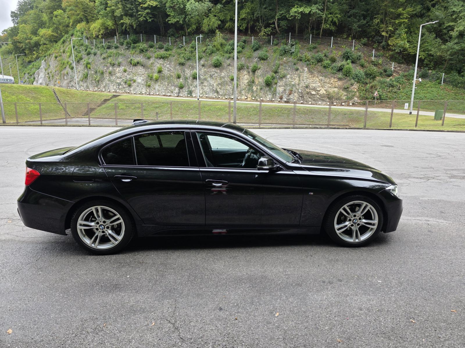 BMW serija 3 318d M, fotografija 4