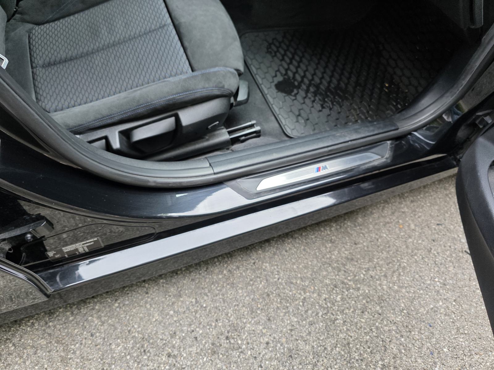 BMW serija 3 318d M, fotografija 9