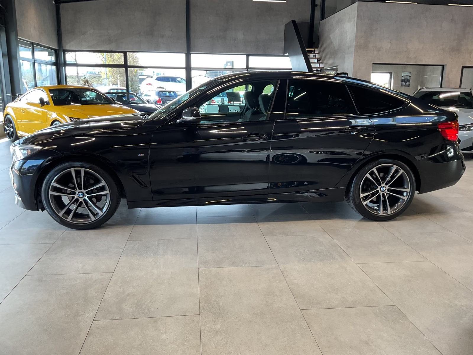 BMW serija 3 318d M-sport BiXenon navi alcantara PDCx2 kam gr.sj. TOP, fotografija 13