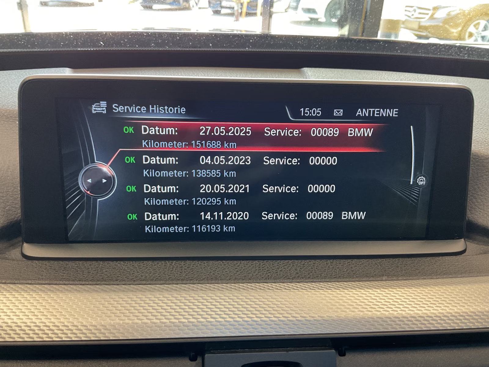 BMW serija 3 318d M-sport BiXenon navi alcantara PDCx2 kam gr.sj. TOP, fotografija 16