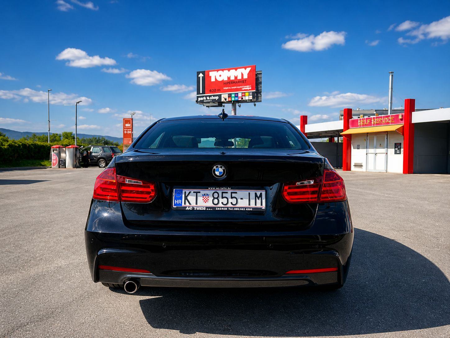 BMW serija 3 318d M-sport, fotografija 5
