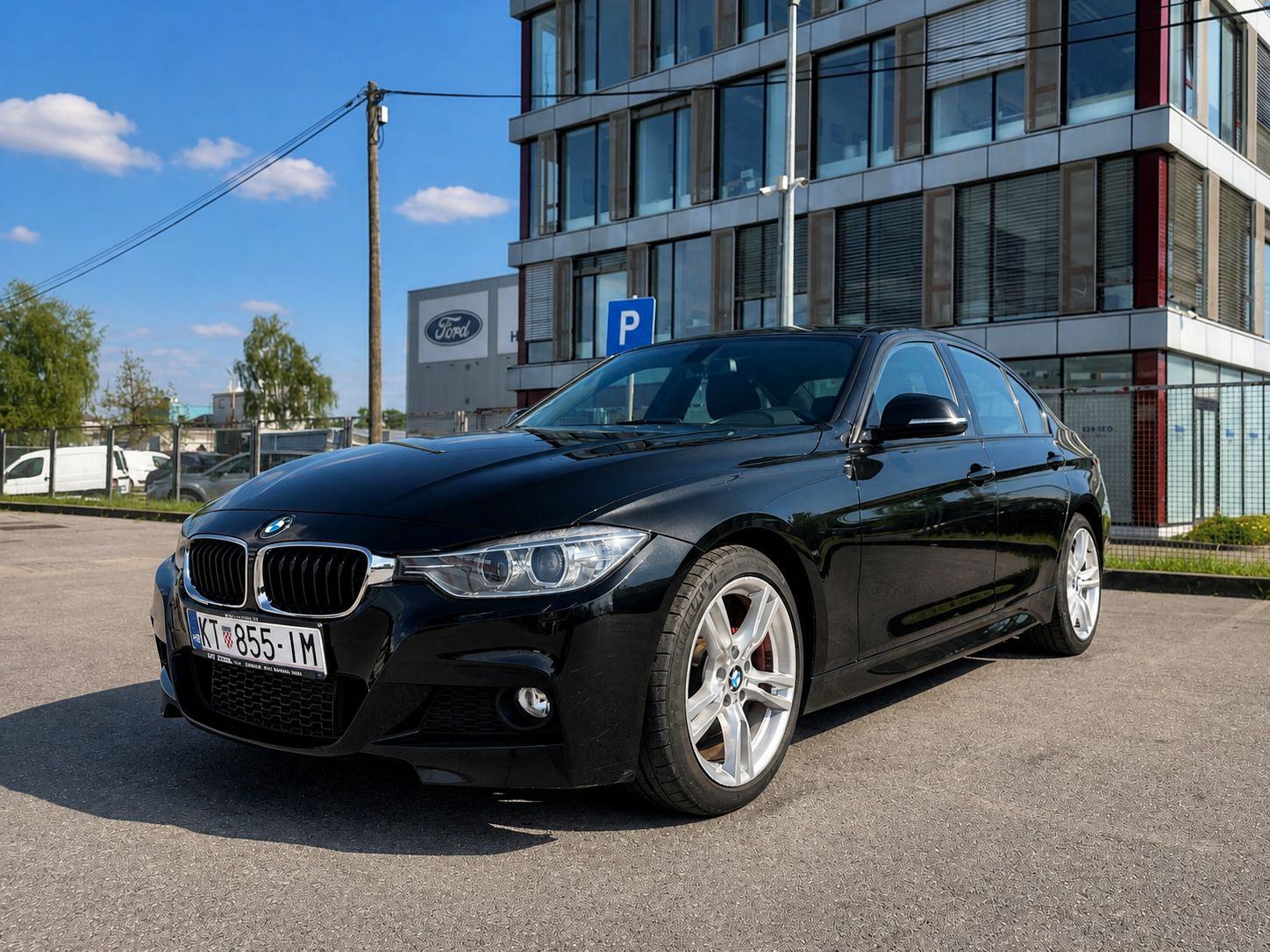 BMW serija 3 318d M-sport, fotografija 8