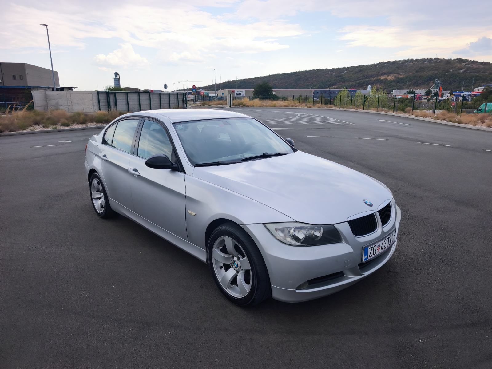 BMW serija 3 318d (moguća zamjena), fotografija 15