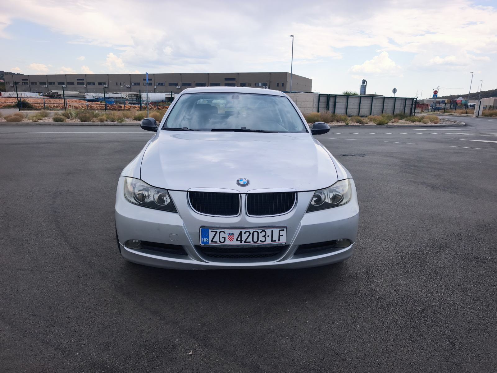 BMW serija 3 318d (moguća zamjena), fotografija 12