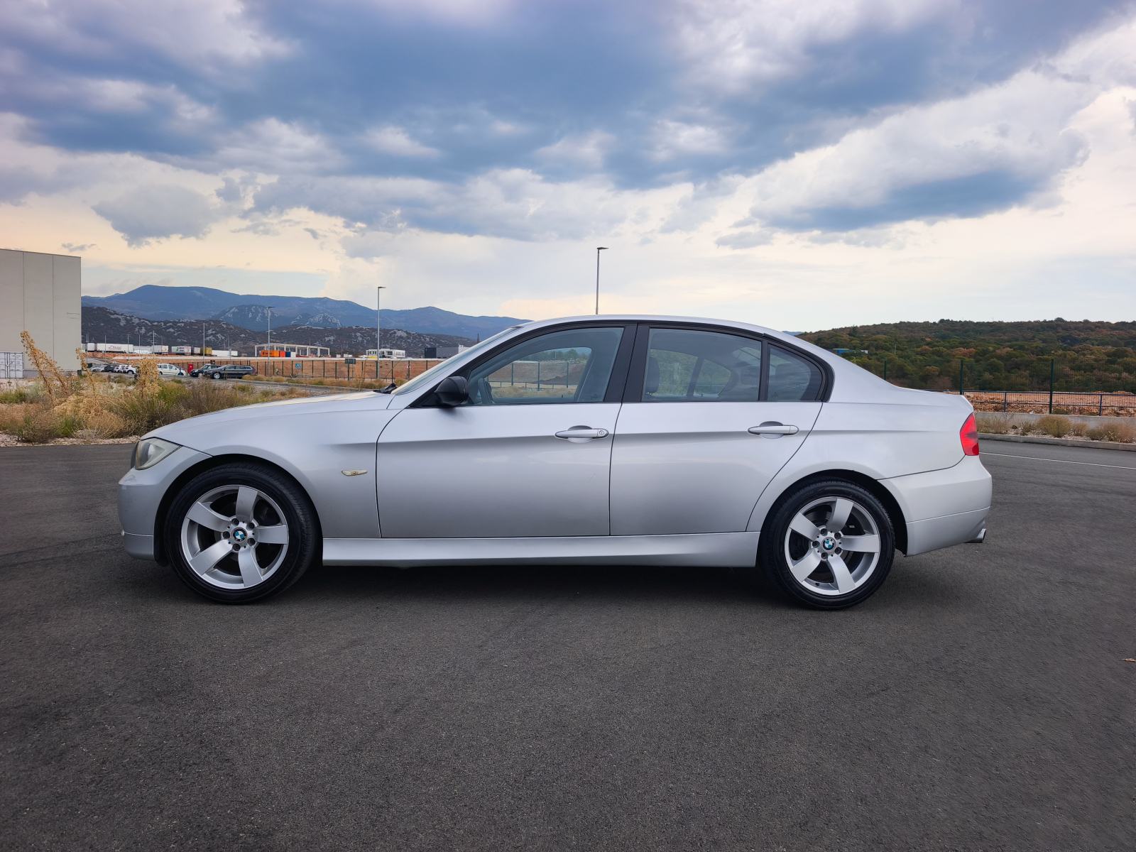 BMW serija 3 318d (moguća zamjena), fotografija 4