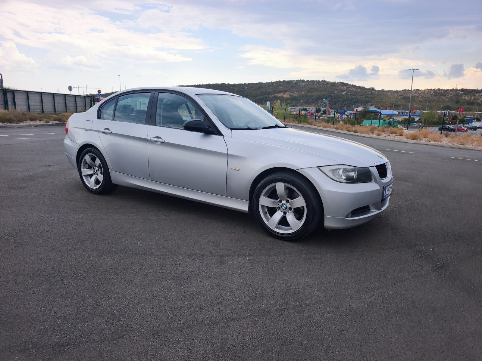 BMW serija 3 318d (moguća zamjena), fotografija 10