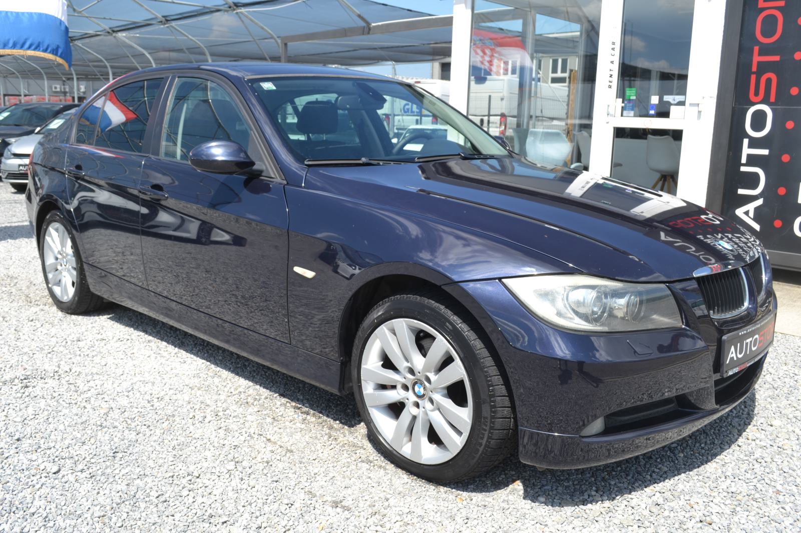 BMW serija 3 318d *** MOTOR ODLIČAN *** REGISTRACIJA PUNU GODINU ***, fotografija 3