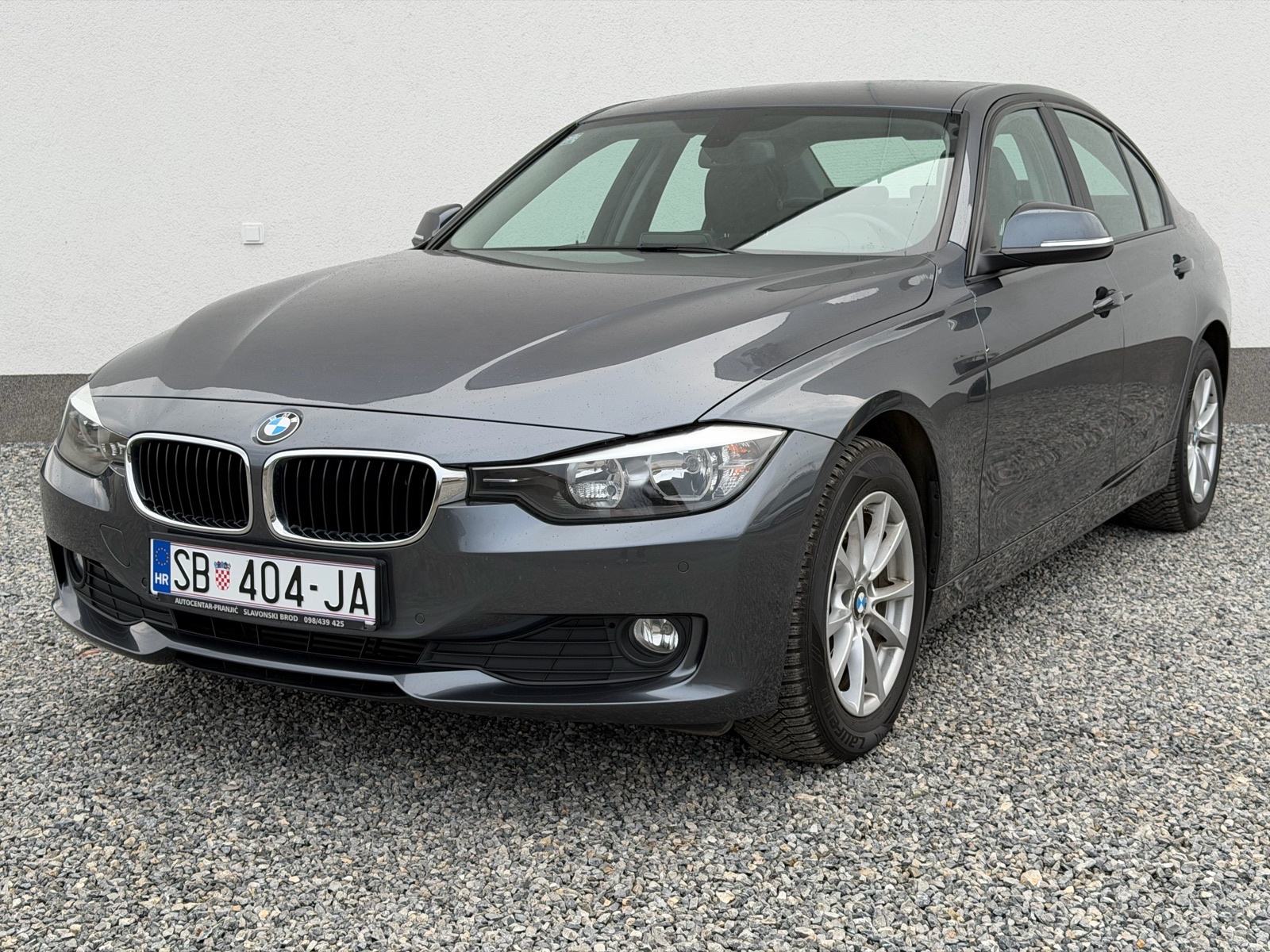 BMW serija 3 318d navigacija, fotografija 3