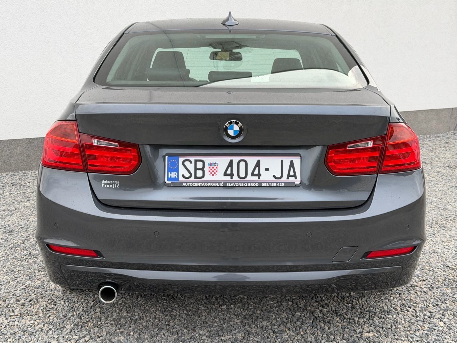 BMW serija 3 318d navigacija, fotografija 7