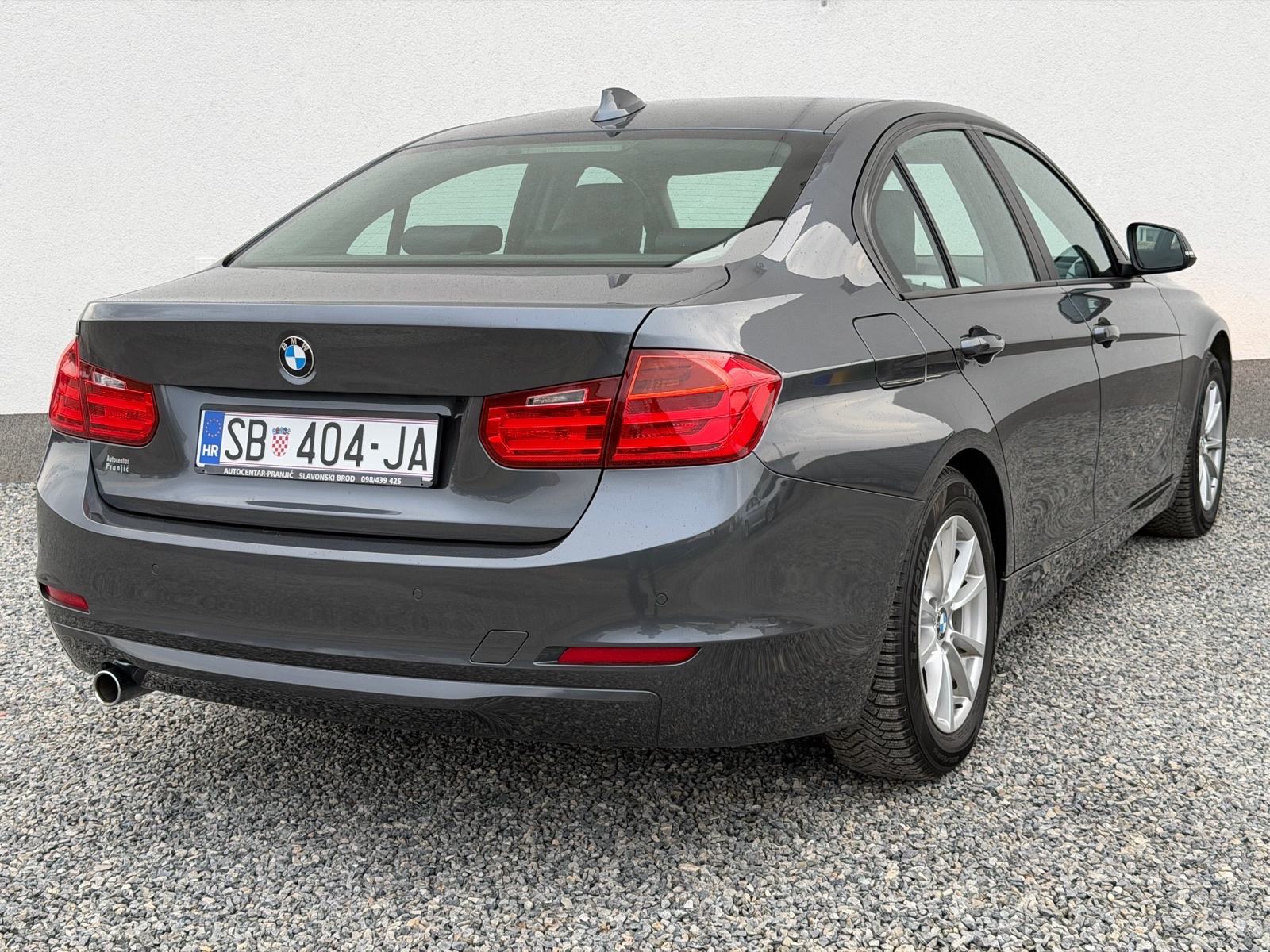 BMW serija 3 318d navigacija, fotografija 9