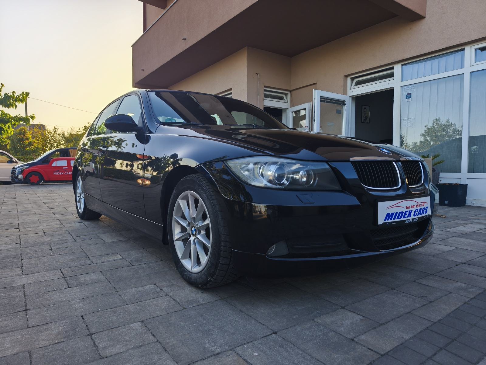 BMW serija 3 318d Prestige, fotografija 2