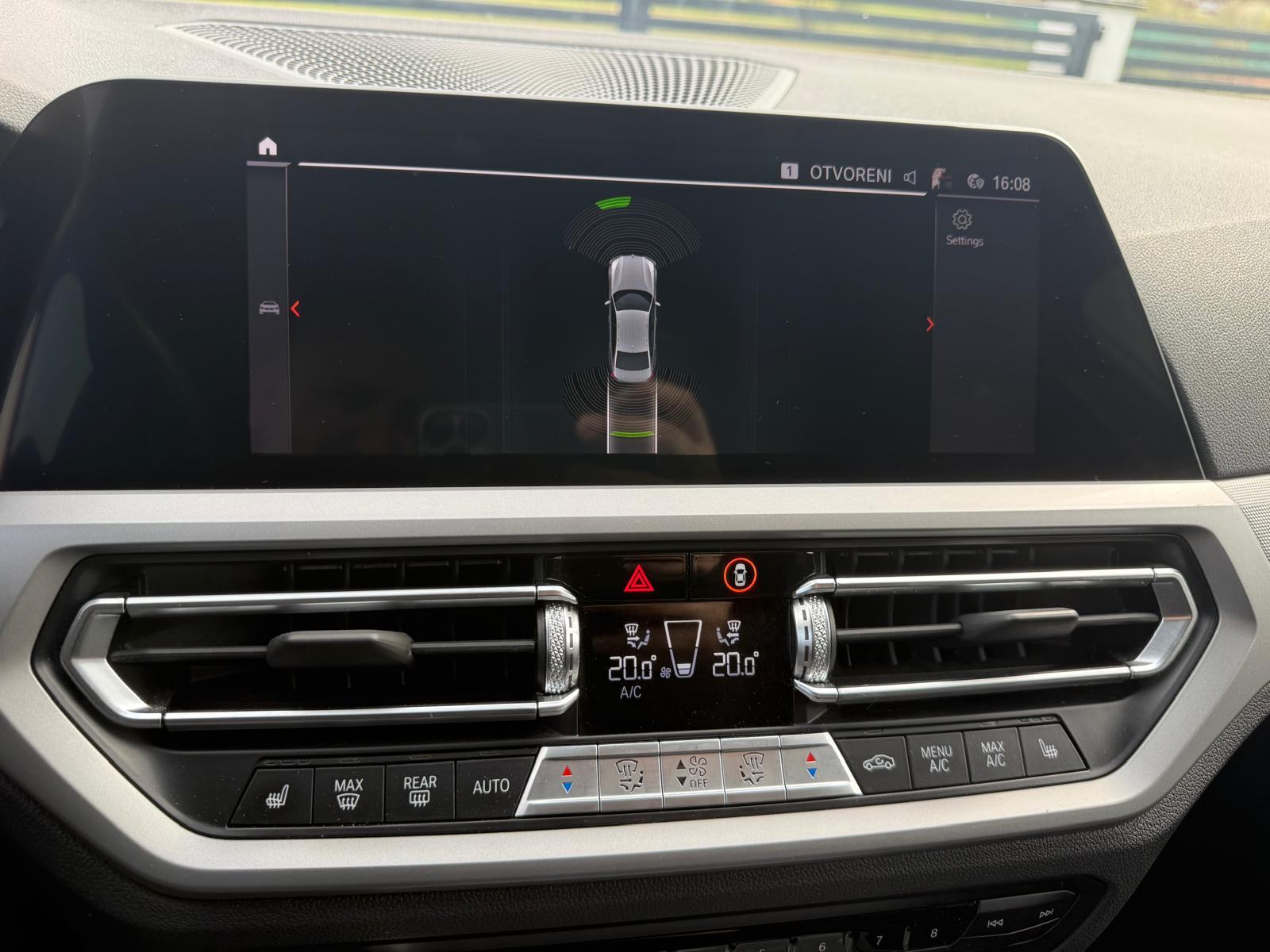 BMW serija 3 318d servis,reg 1 godinu,očuvan,kao nov!, fotografija 16