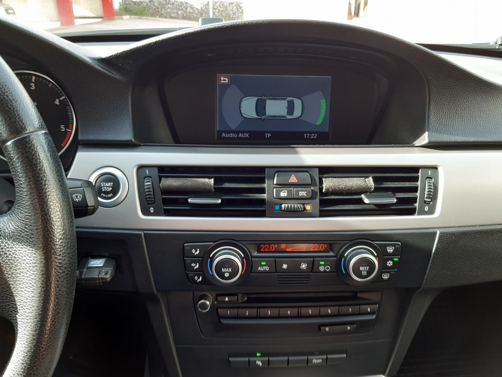 BMW serija 3 318d, fotografija 7