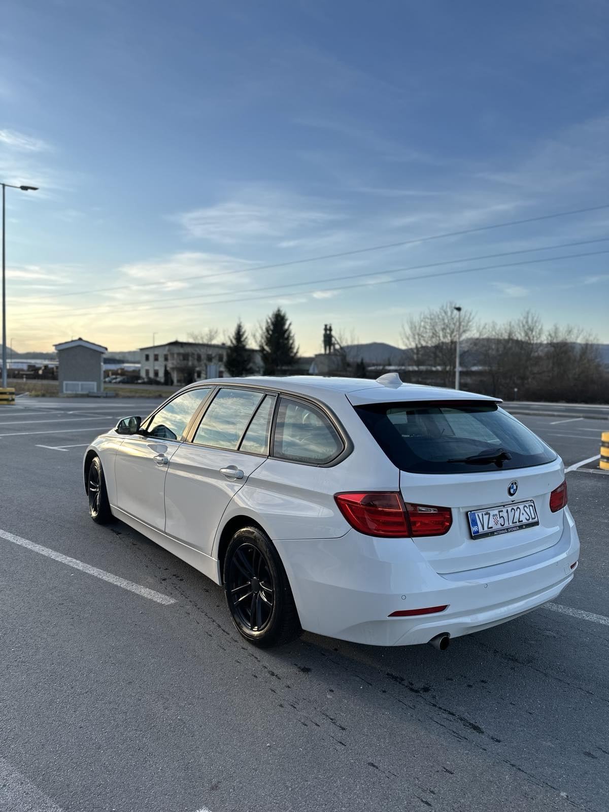 BMW serija 3 320 D, fotografija 3