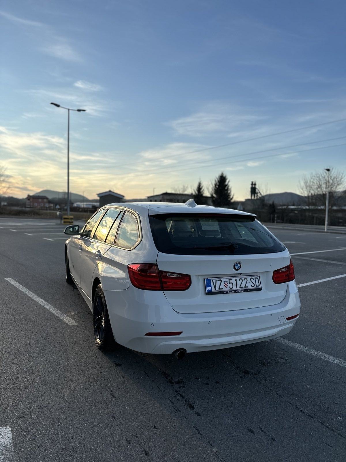 BMW serija 3 320 D, fotografija 6