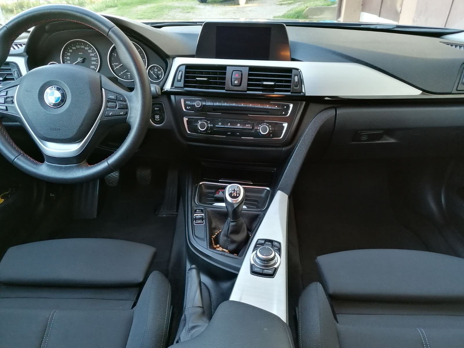 BMW serija 3 318d, fotografija 6