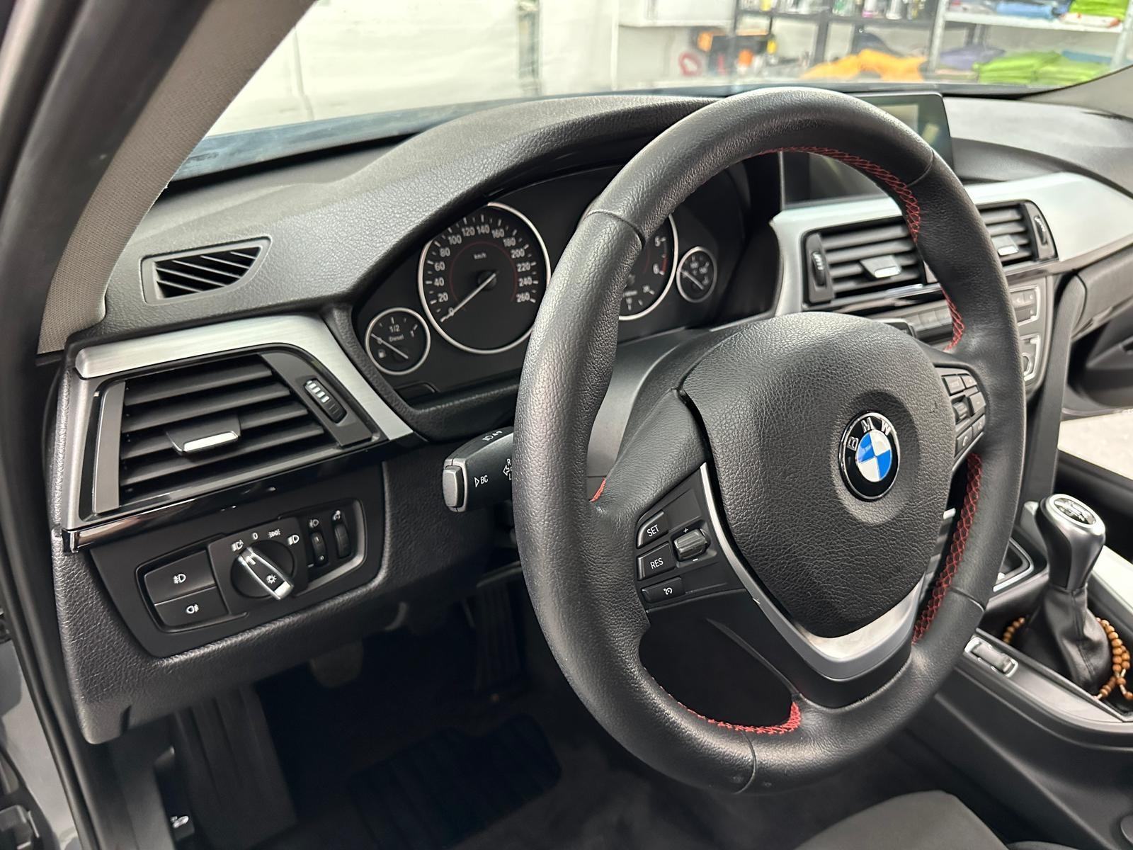 BMW serija 3 318d, fotografija 7