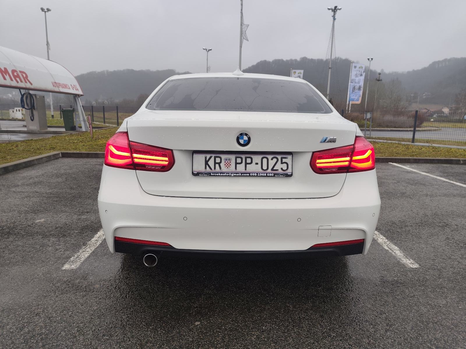 BMW serija 3 318d,150 KS,3xM SPORT PAKET,X DRIVE(4X4),MODEL 2018., fotografija 4