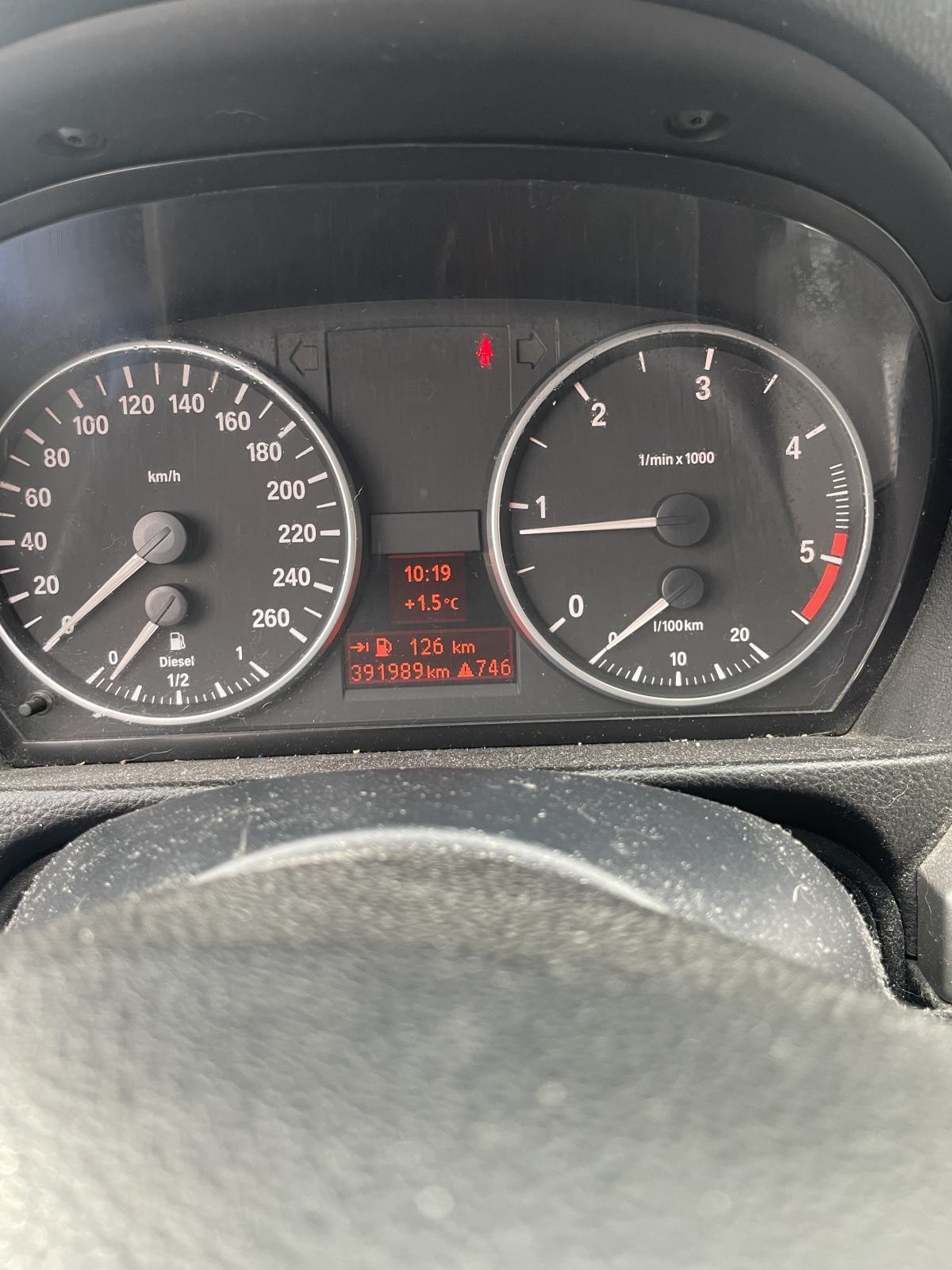 BMW serija 3 318d, fotografija 5