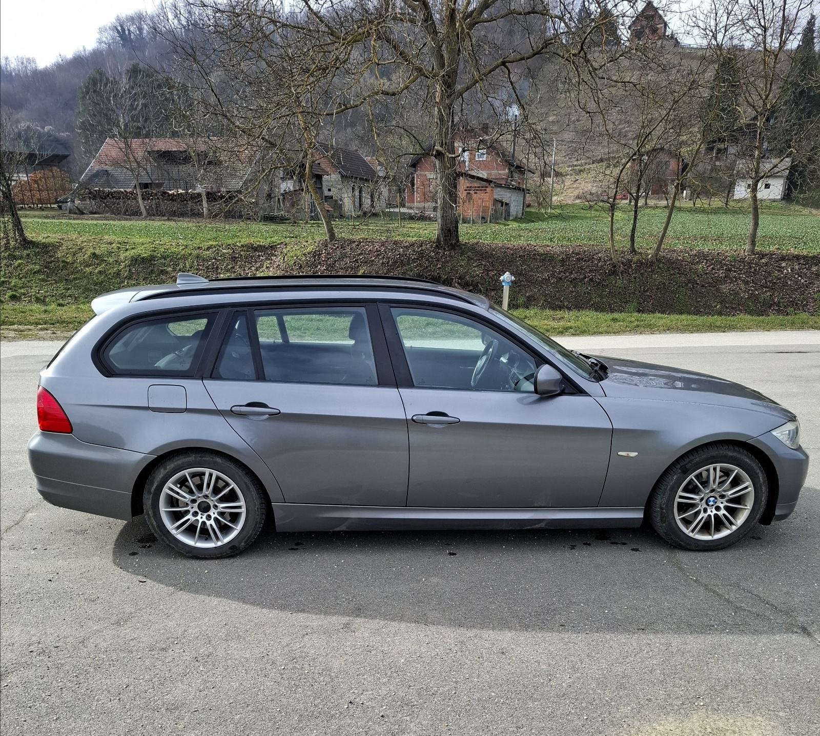 BMW serija 3 318d, fotografija 3