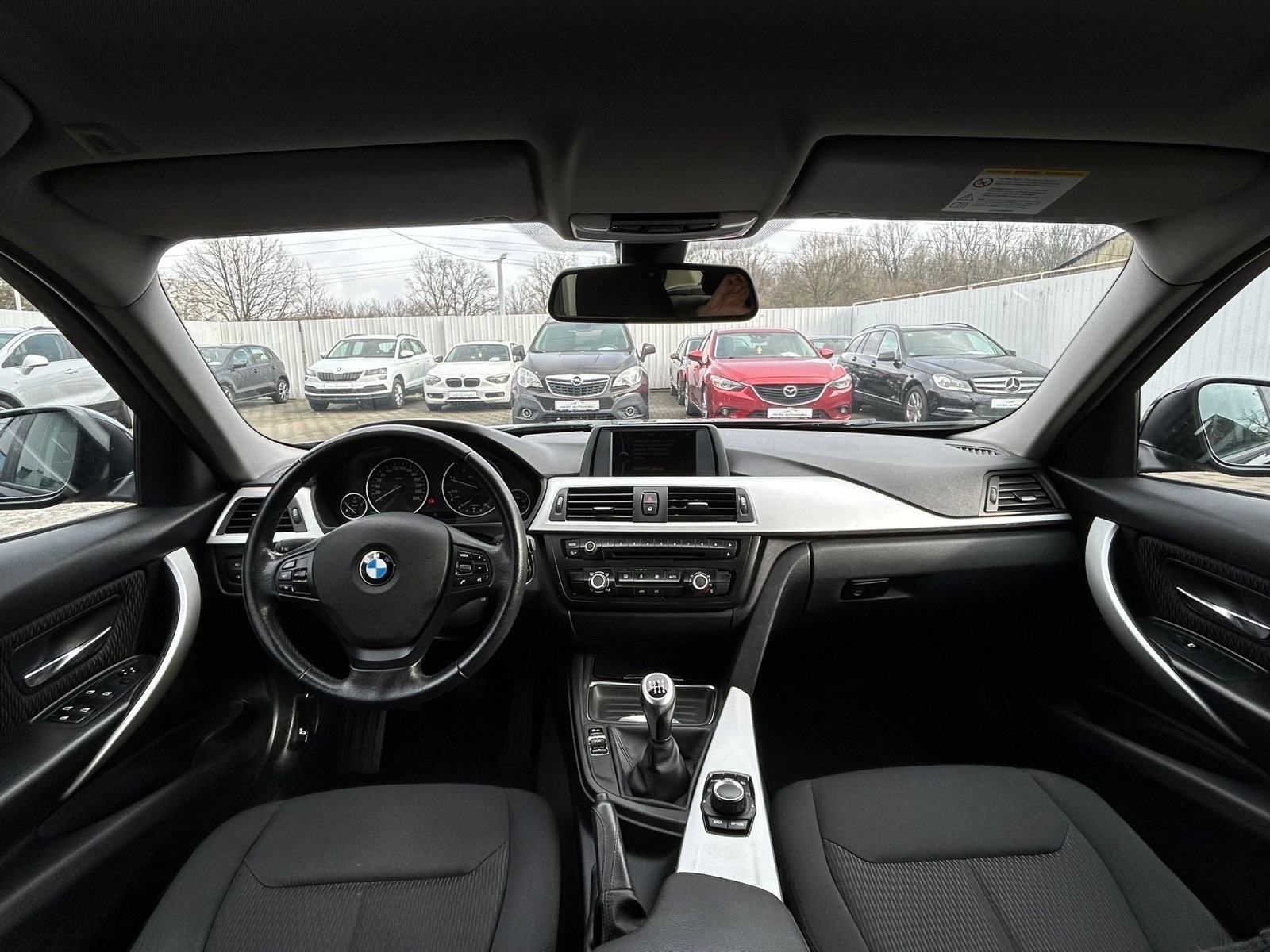 BMW serija 3 318d reg godinu dana, fotografija 9
