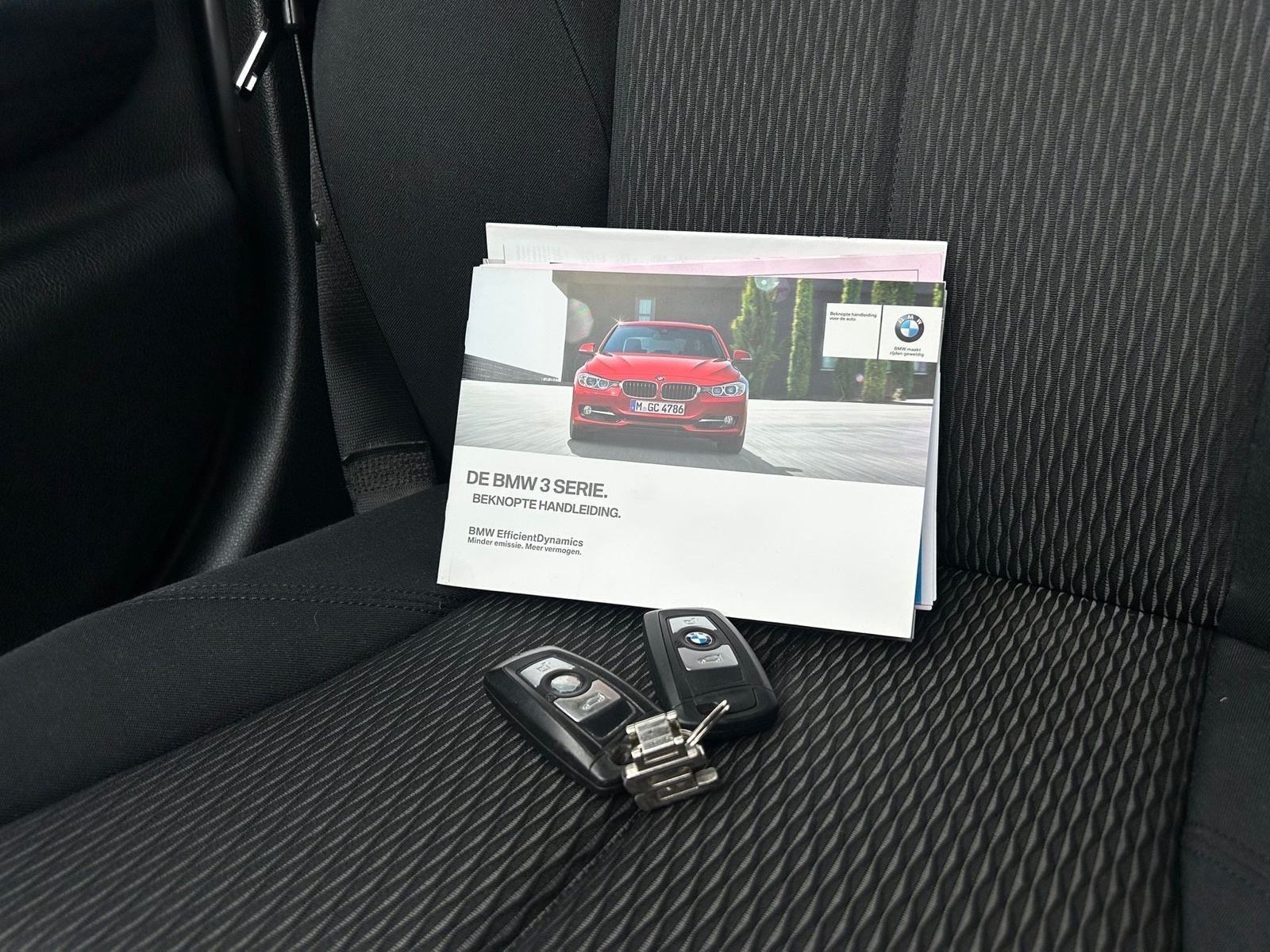 BMW serija 3 318d reg godinu dana, fotografija 13