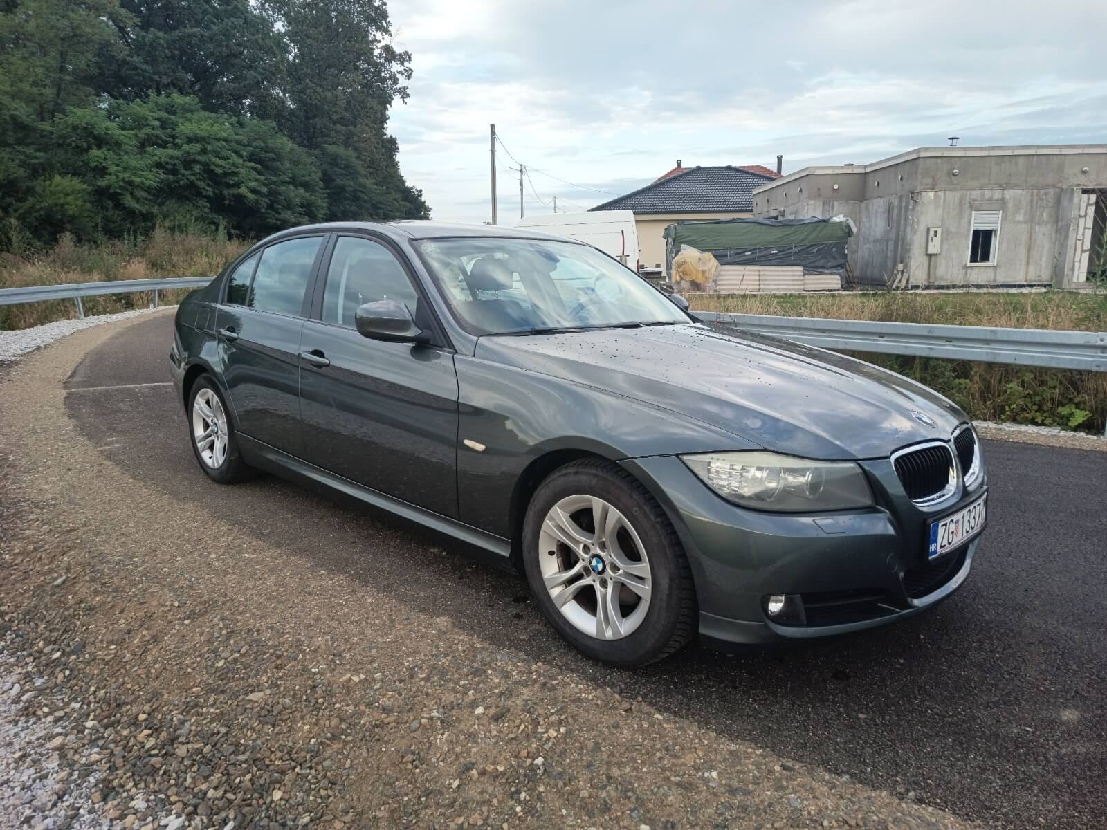 BMW serija 3 318d, pogled izvana - slika 1