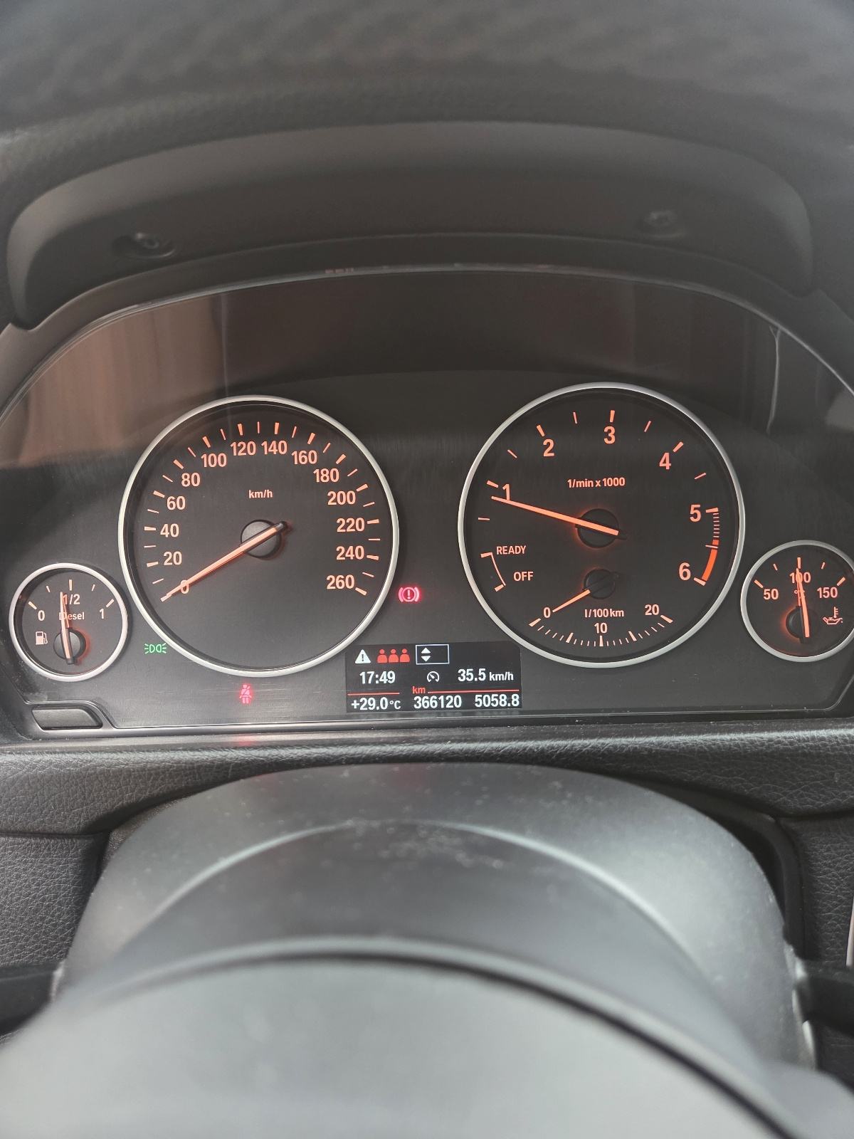 BMW serija 3 318d, fotografija 6