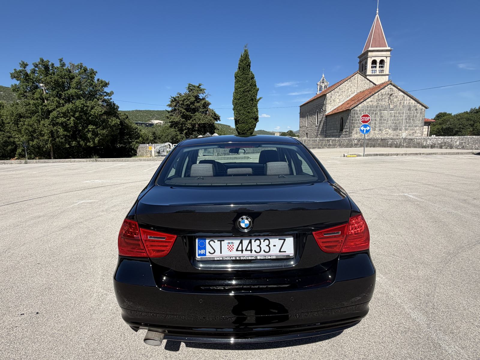 BMW serija 3 318d, fotografija 8