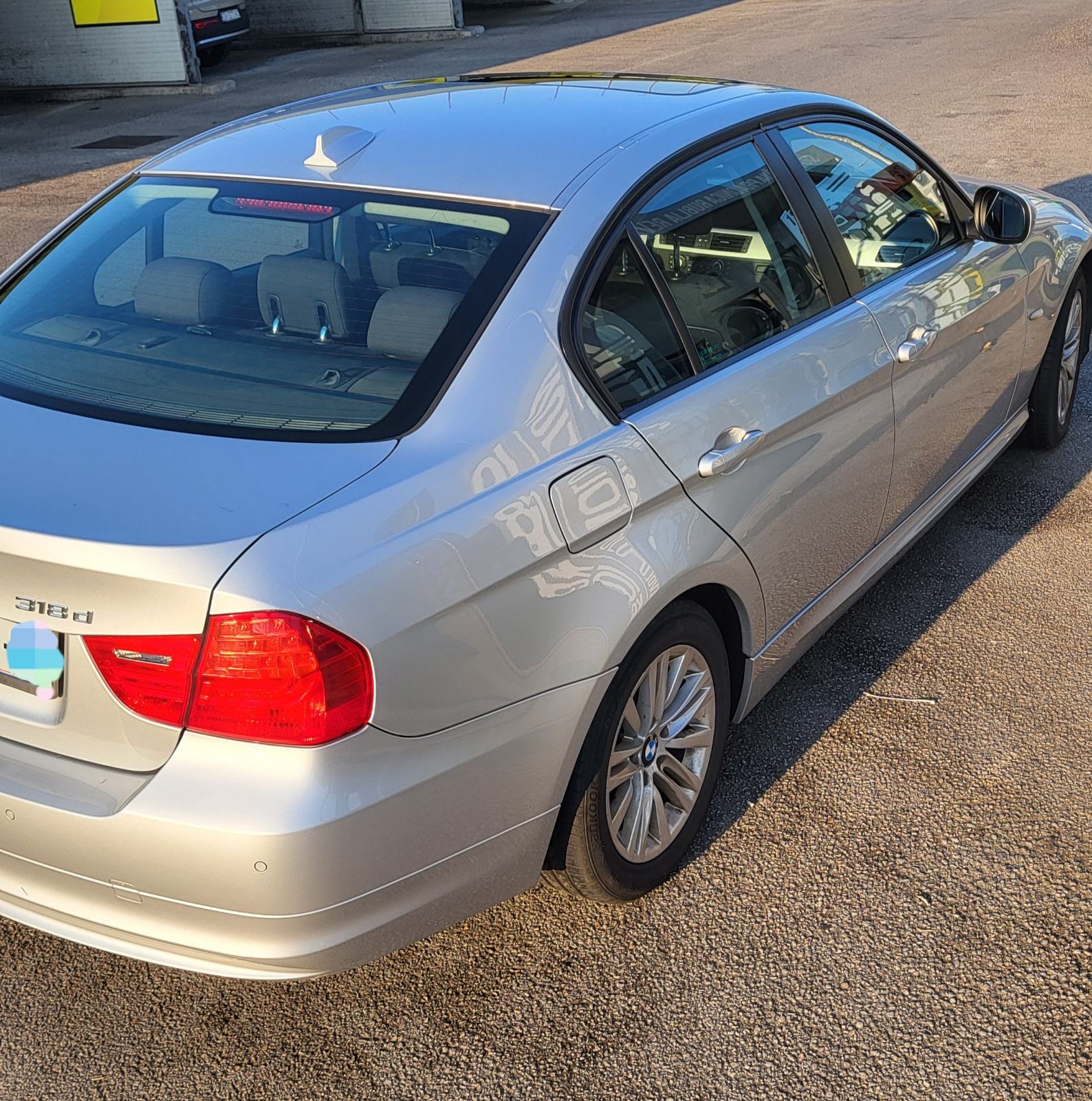 BMW serija 3 318d, fotografija 5