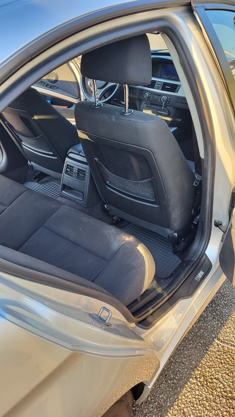 BMW serija 3 318d, fotografija 8
