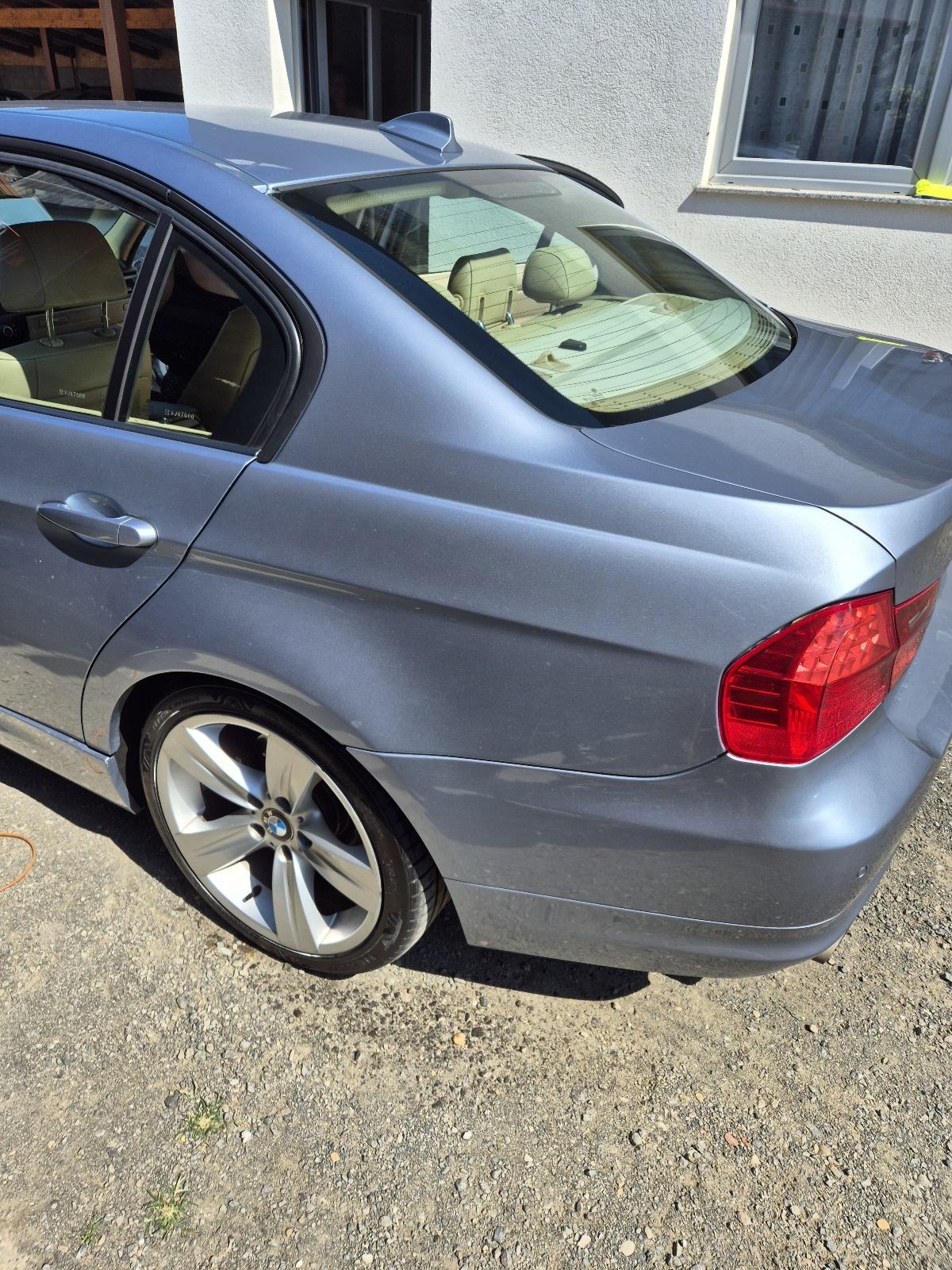 BMW serija 3 318d, fotografija 5