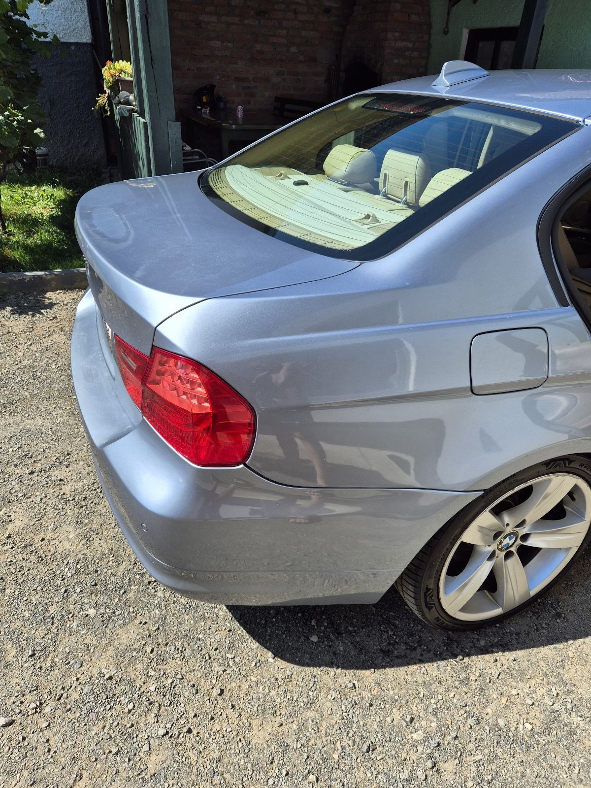 BMW serija 3 318d, fotografija 6