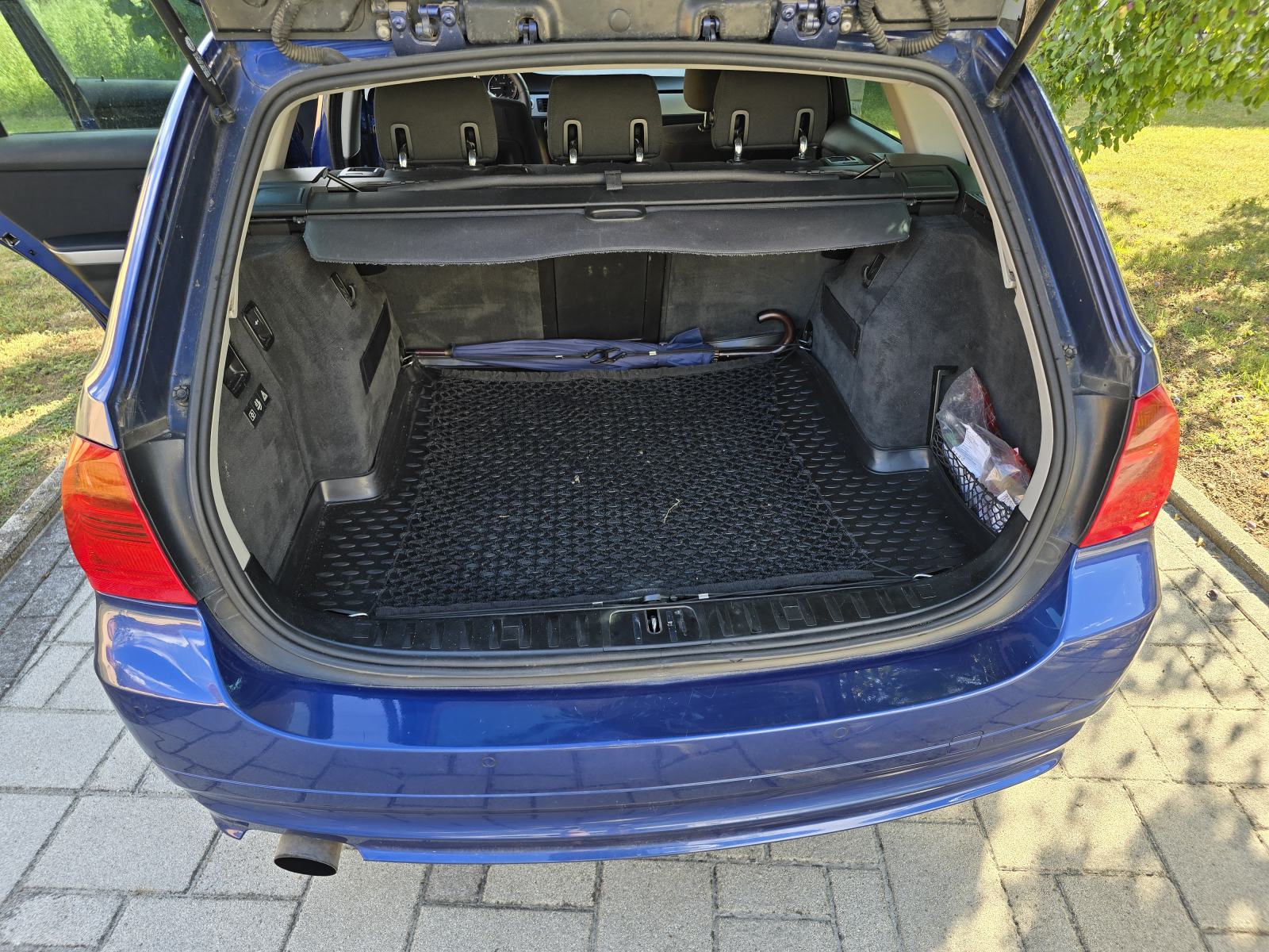 BMW serija 3 318d, fotografija 11
