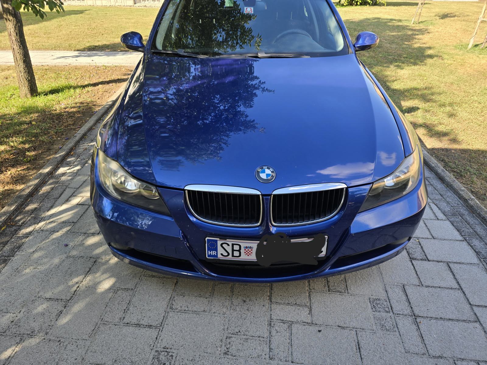 BMW serija 3 318d, fotografija 6