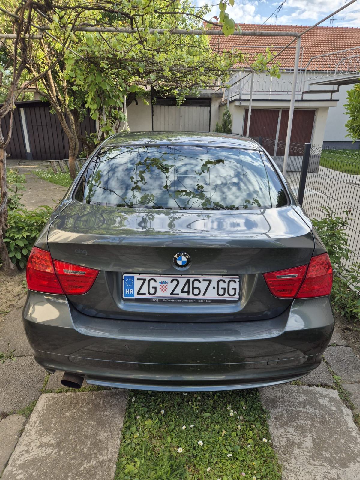 BMW serija 3 318d, fotografija 3