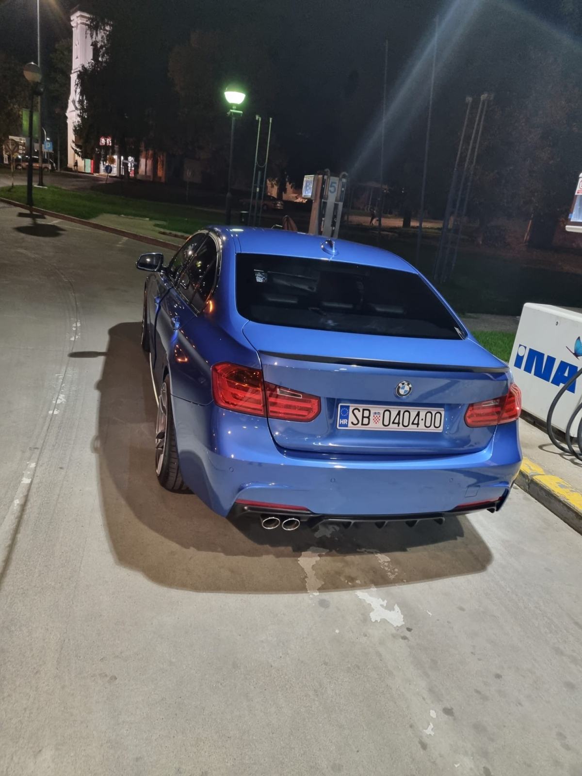 BMW serija 3 318d, fotografija 4