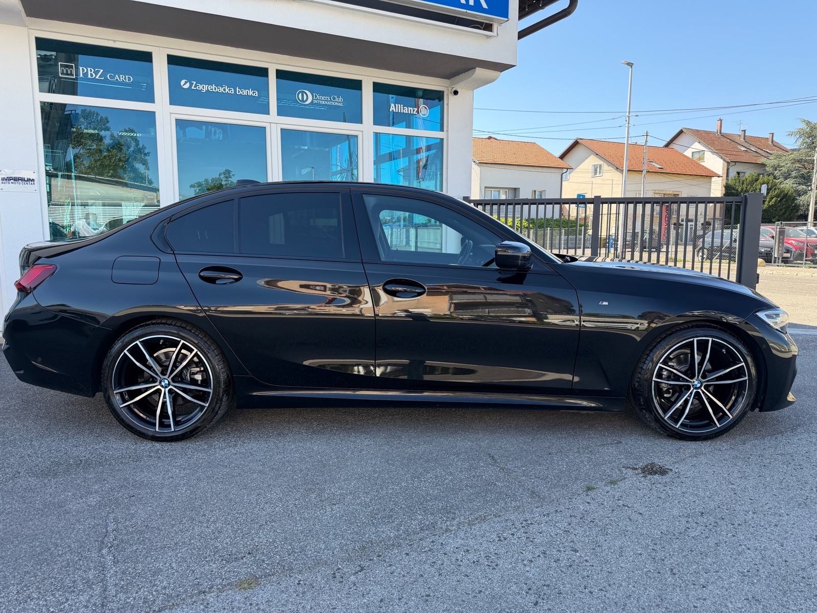 BMW serija 3 318d ✅MPAKET✅samo 55.000KM✅NIJE UVOZ‼️, fotografija 6