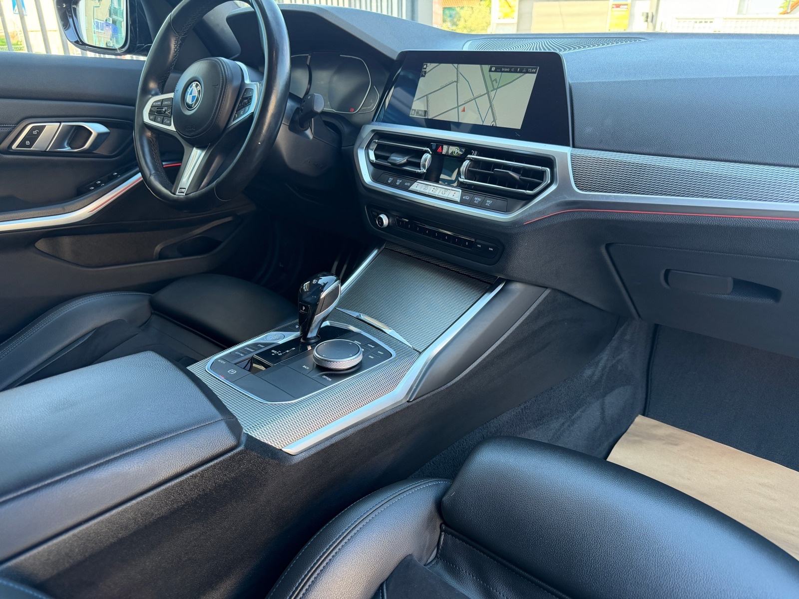 BMW serija 3 318d ✅MPAKET✅samo 55.000KM✅NIJE UVOZ‼️, fotografija 19