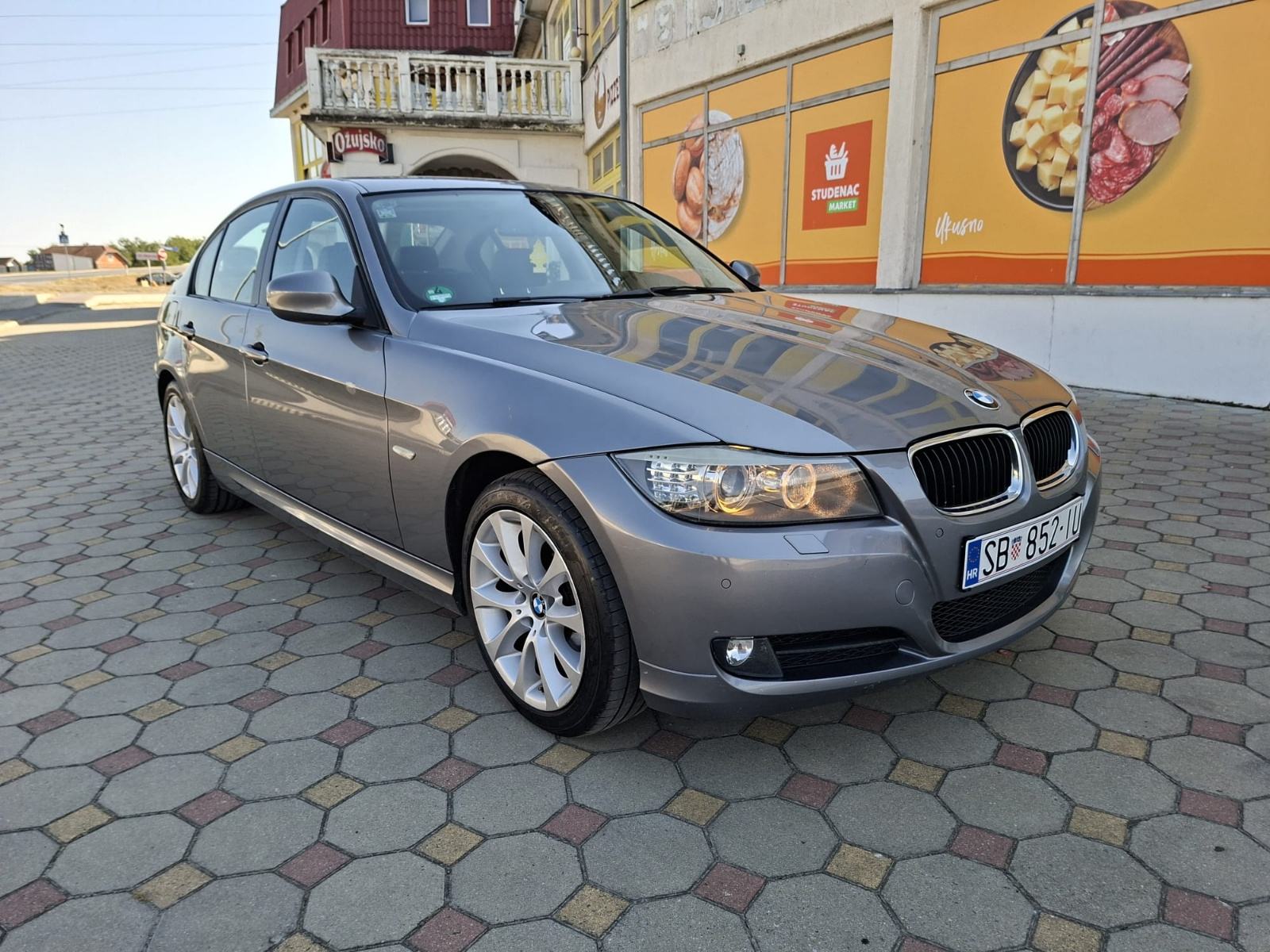 BMW serija 3 318d, fotografija 3