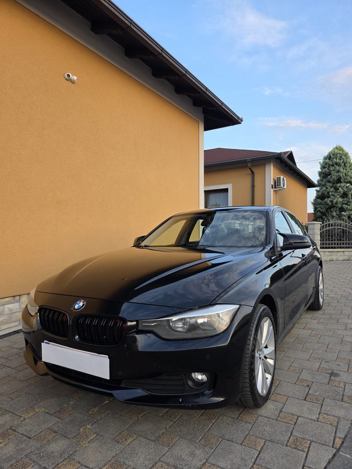 BMW 318D - 2.0 MOTOR - REG 1 GOD - ORG KM - PRILIKA !, fotografija 4